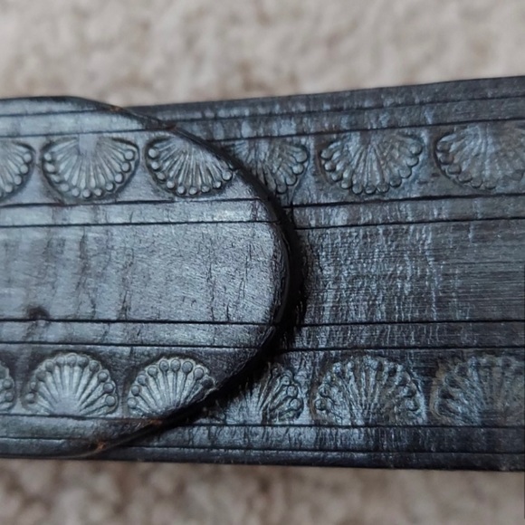 Fossil Leather Belt - Picture 3 of 12